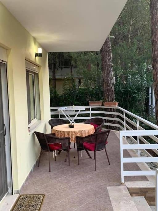 Beautiful Villa At Lura 1, Gjiri Lalzit Durrës Exterior foto